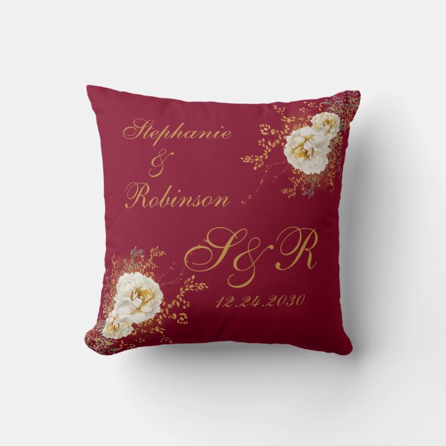 Gold Floral Monogram auf Burgund Wedding Geschenk Kissen (Vorderseite)