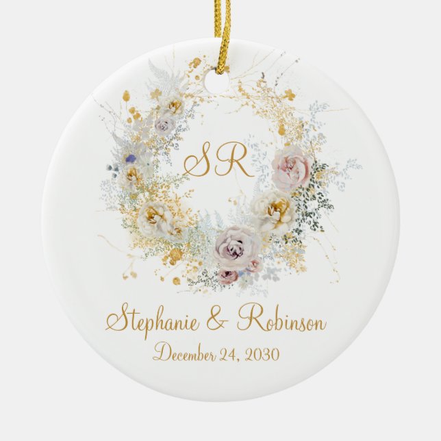 Gold Floral Monogram Logo Hochzeitsgeschenk Keramik Ornament (Vorne)
