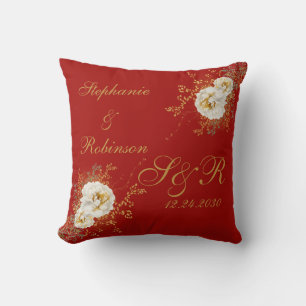 Gold Floral Monogram On Red Christmas Kissen