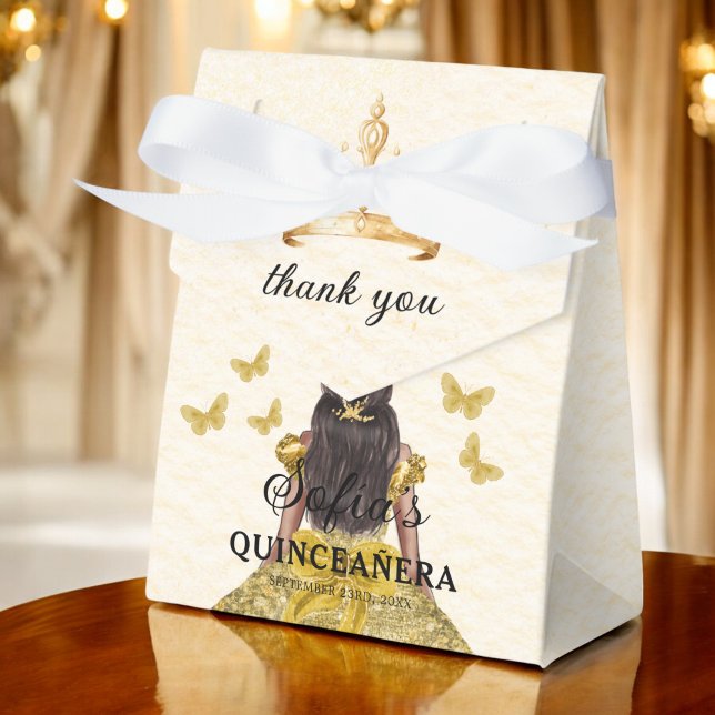 Gold Floral Quinceñera Butterfliegen Geschenkschachtel (Von Creator hochgeladen)