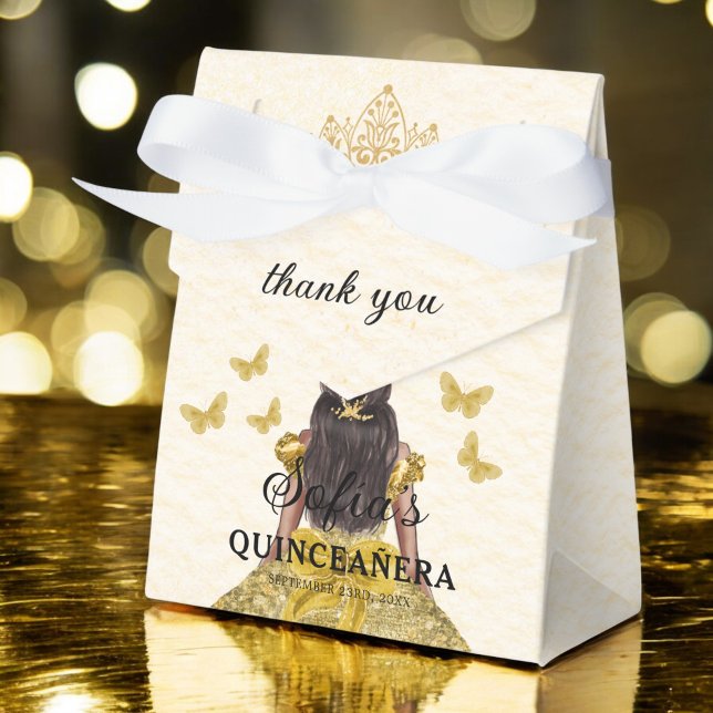 Gold Floral Quinceñera Butterfliegen Geschenkschachtel (Von Creator hochgeladen)