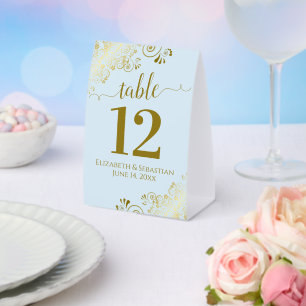 Gold Frills on Powder Blue Wedding Tischnummer Tischaufsteller