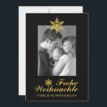 Gold Frohe Weihnachten u. Schneeflocke schwarzes<br><div class="desc">Gold Frohe Weihnachten und Schneeflocke schwarze WeihnachtsFotokarte. Der Fokus dieser eleganten modernen Weihnachtsfeiertagskarte ist- der Text "Frohe Weihnachten",  das vom IMITAT-Goldblatt,  von den Goldschneeflocken und von einem Schwarzweiss-Foto auf schwarzem Hintergrund gemacht wird.</div>