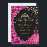 Gold Fuchsia Pink Roses Schmetterlinge Quinceanera Save The Date<br><div class="desc">Schwarz fuchsia rosa Gold Quinceanera Feier Save the Date Karte. Features brünettes Mädchen in Ballkleid,  Skript-Schriftart,  Goldschmetterlinge,  heiß rosa Rose und tiara. Ideal für eine elegante Glasfeier im Prinzessinnstil. Personalisieren Sie Ihre persönlichen Daten. Gedruckte Zazzle-Karten oder Sofortdownload digitaler Druckvorlage.</div>