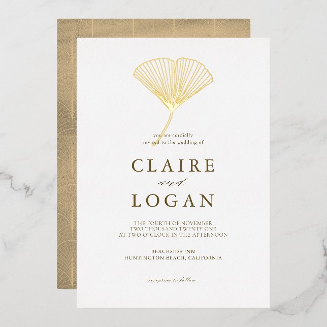 Gold Ginkgo Leaf Elegante Hochzeit Folieneinladung (Vorderseite/Rückseite)