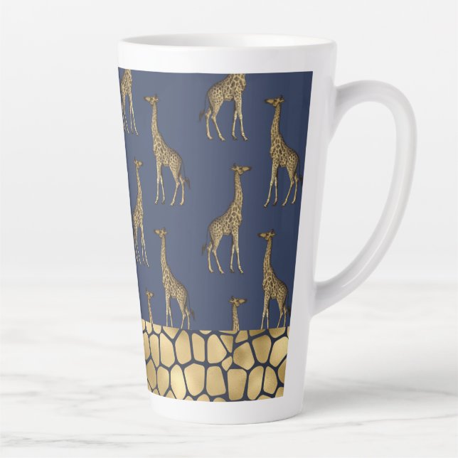 Gold Giraffe Elegant Navy Blue Chic Stilvoll Milchtasse (Rechts)