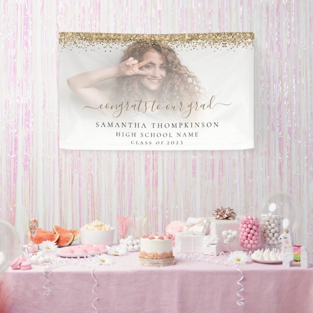 Gold Glitzer Foto Script 2024 Abschluss Banner (Party)