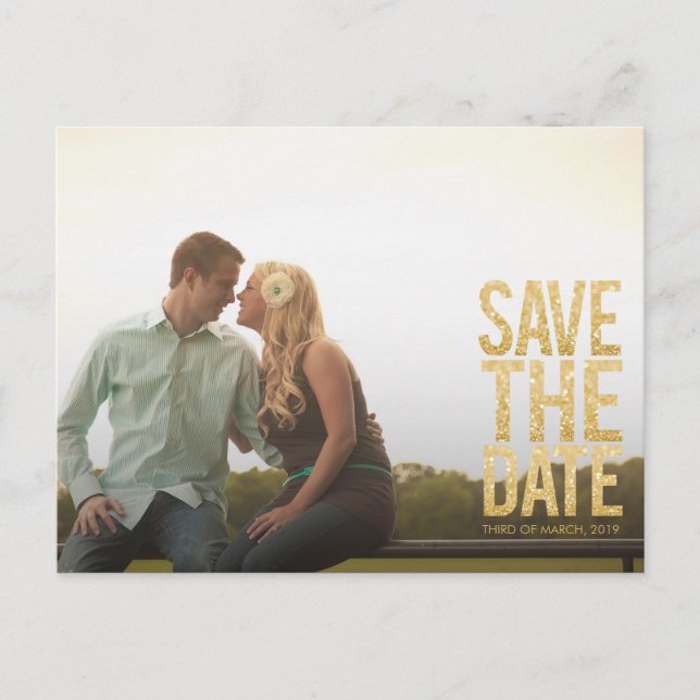 Gold-Glitzer Save the Date Typografie-Ankündigung Ankündigungspostkarte (Vorderseite)