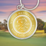 Gold Golf Hole in einem klassischen Personalisiert Schlüsselanhänger<br><div class="desc">Die klassische Retro-Optik mit altertümlicher Briefmarke. Personalisieren Sie den Namen,  die Nummer des Ortes Loch und das Datum,  um einen großen Sake zu schaffen,  um dieses fantastische Loch in einem zu feiern. Entwickelt von Thisisnotme©</div>