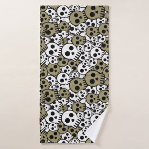 Gold Gothic Skull Muster Print Badehandtuch