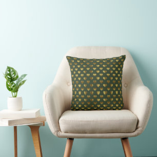 Gold Hearts on Green Kissen