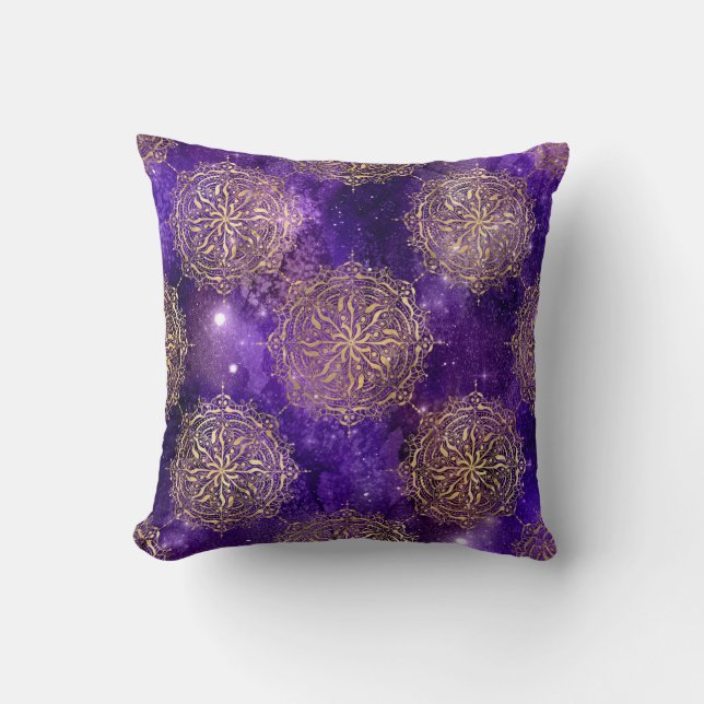 Gold & Lila Galaxy Dharma Mandala Muster Kissen (Vorderseite)