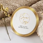 Gold Logo Real Anwesen Corporate Business Event Runder Pappuntersetzer<br><div class="desc">Erstellen Sie mit den White & Gold Business Logo Paper Untersetzer für Ihr Unternehmen individuelle Untersetzer. Moderne Imitate mit goldenem Design,  Logo in der Mitte und individueller Text. Eine großartige Möglichkeit,  Ihr Unternehmen bei Ihrer nächsten Veranstaltung wie z.B. Open House,  Messe oder sogar bei Meetings etc. zu fördern.</div>