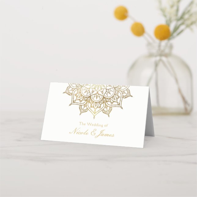 Gold Mandala White Chic Hochzeit Moderner Tischsit Platzkarte (Vorderseite)