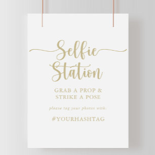 Gold Minimalist Kalligrafie-Selfie-Station-Schild Poster