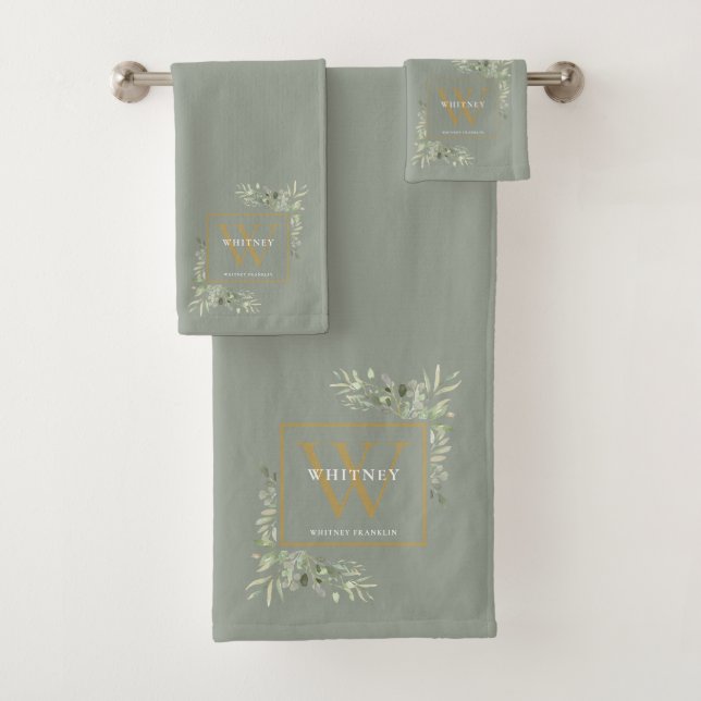 Gold Monogram Name Greenery Sage Green Badhandtuch Set (Insitu)