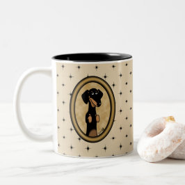 Gold Oval Dackel Cartoon Portrait (schwarz & tan) Zweifarbige Tasse