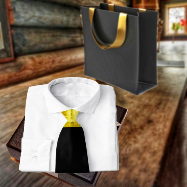 Gold Paneel Black Krawatte (An unusual-looking tie, for that someone who likes to make a Bold, statement!)