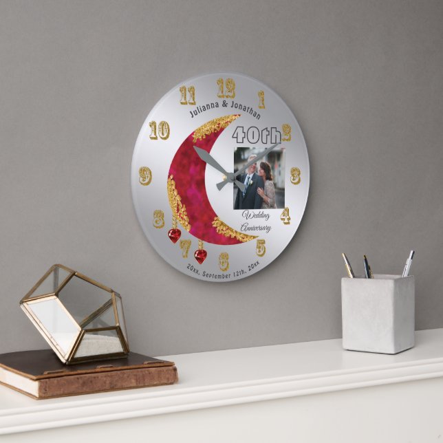 Gold Red Moon 40-jähriges Jubiläum Red Hearts & Fo Große Wanduhr (Büro)