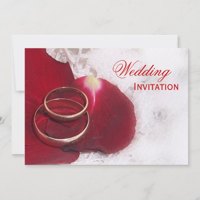 Gold Rings Rose Petals Hochzeitseinladung Einladung (Vorderseite)