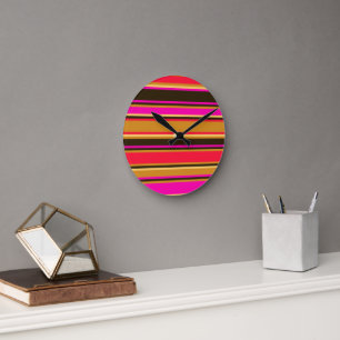 Gold-, Rot- und Magenta-Wandklemme Runde Wanduhr