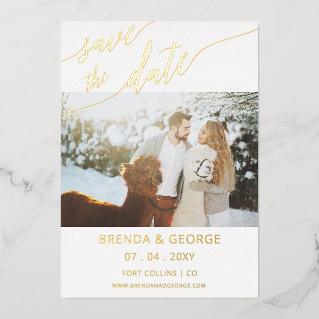 Gold Script Calligraphy 2 Fotos Save the Date Folieneinladung (Vorderseite)