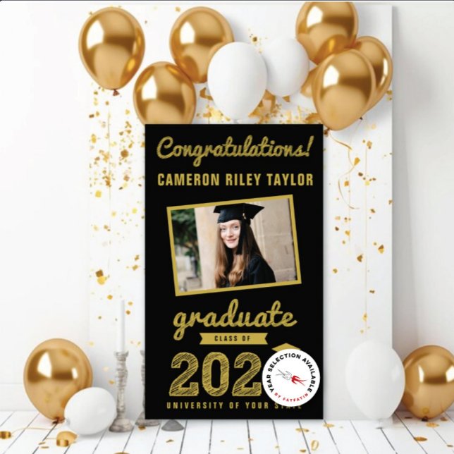 Gold Sketch 2025 Glückwunschs Foto Graduation Part Banner (20YY Gold & Black Sketch One Photo Modern Graduation Party Banner @ www.zazzle.com/color_therapy)