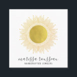 Gold Sun Imitate Foil Mandala Juwelier Designer Sq Quadratische Visitenkarte<br><div class="desc">Eine schicke,  handgefertigte Schmuckdesignerkarte mit einer modernen Goldsonne-Mandala mit Sonnenstrahlen und Mondphasen mit einem hübschen,  modernen Schriftzeichen-Typ.</div>