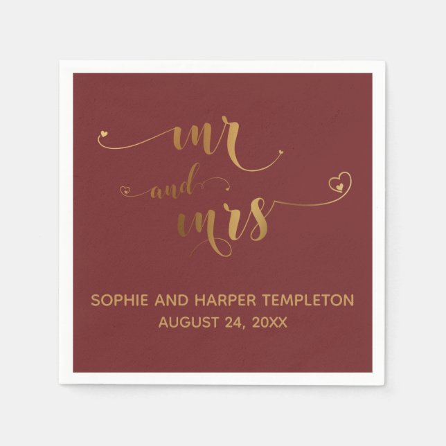 Gold und Burgund Mr. and Mrs. Calligraphy w Hearts Serviette (Vorderseite)