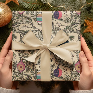 Gold Vintage Weihnachtsschmuck, Pine, Berries Geschenkpapier