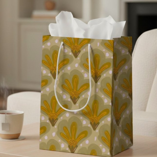 Gold Watercolor-Blume Mittlere Geschenktüte (Fits any occasion. Cute but chic painted golden flowers with dots.)