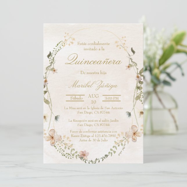 Goldbeige mit Kranz Quinceanera Einladung (Stehend Vorderseite)