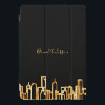 Goldcity skyline schwarzes Business echter Name An iPad Pro Cover<br><div class="desc">Schwarzer Hintergrund mit vergoldeten Imitaten in der Silhouette der Stadt. Vorlage für Ihren Namen,  goldene Buchstaben. Der Name ist mit einem modernen und trendigen Handschrift geschrieben. Ideal für echte Anwesen-Agent! Dieser Fall ist auch in unserem Geschäft mit einem Firmenlogo erhältlich.</div>
