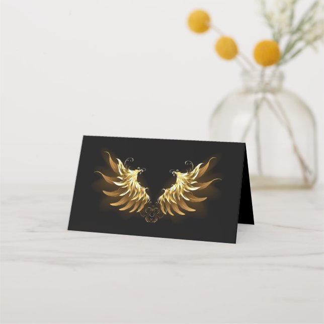 Golden Angel Wings auf schwarzem Hintergrund Platzkarte (Vorderseite)