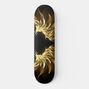 Golden Angel Wings auf schwarzem Hintergrund Skateboard