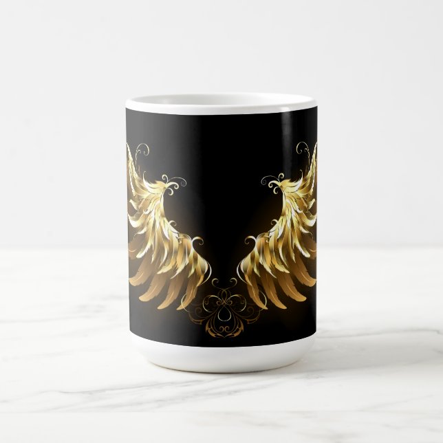 Golden Angel Wings auf schwarzem Hintergrund Verwandlungstasse (Zentrum)