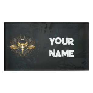 Golden Bird Skull auf schwarzem Hintergrund Namenschild