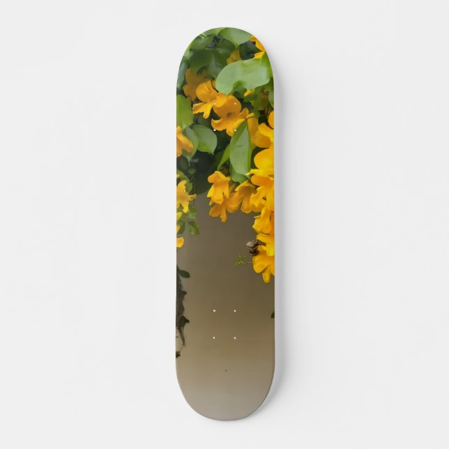 Golden Blossom Beauty Skateboard (Vorne)