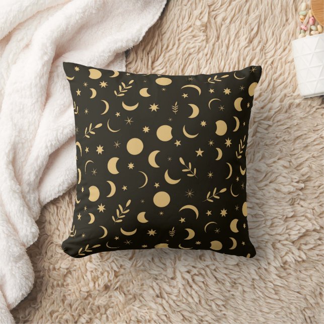 Golden Boho Moon Phases Muster auf schwarz Kissen (Decke)
