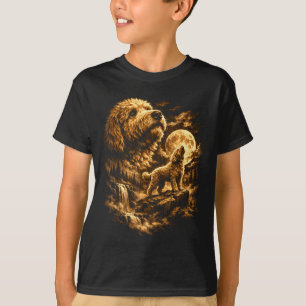 Golden Doodle Hund heult Mond Fantasy Wald T-Shirt