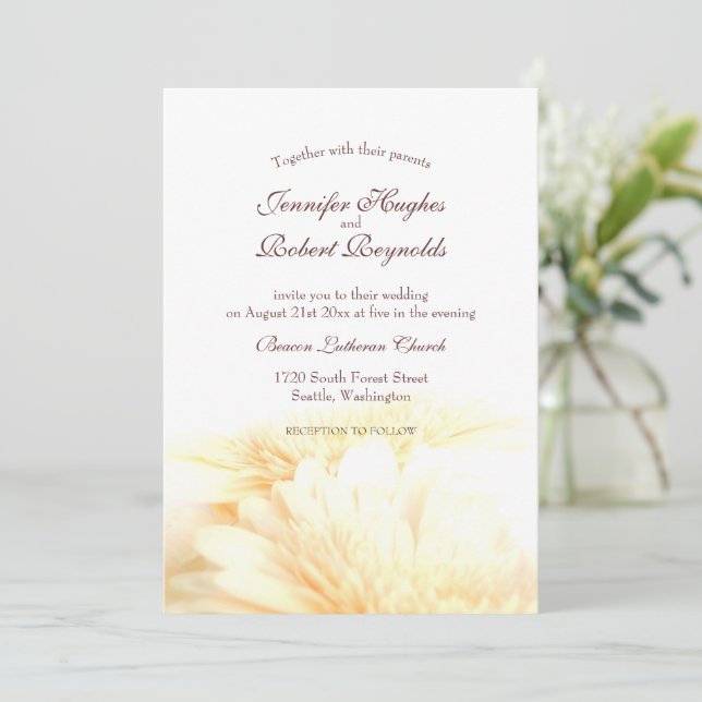 Golden Floral Wedding Einladung (Stehend Vorderseite)