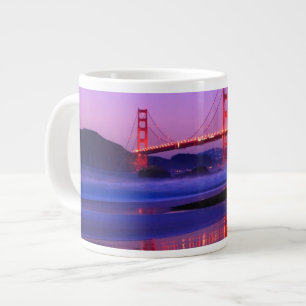 Golden gate bridge auf Bäcker-Strand am Jumbo-Tasse