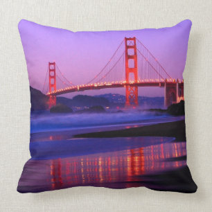 Golden gate bridge auf Bäcker-Strand am Kissen