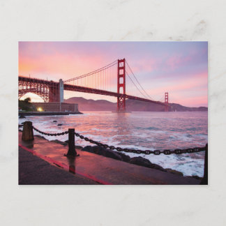 Golden Gate Bridge bei Dämmerung Postkarte