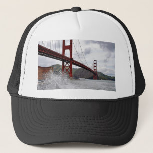 Golden gate bridge in San Francisco gesehen vom Truckerkappe