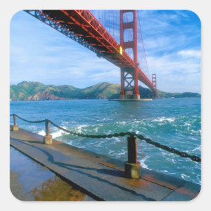 Golden Gate Brücke und San Francisco Bay Quadratischer Aufkleber