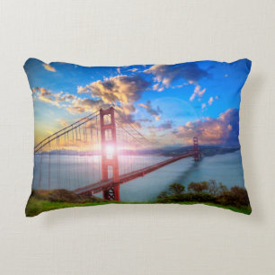 Golden Gate-Sonnenaufgang Zierkissen