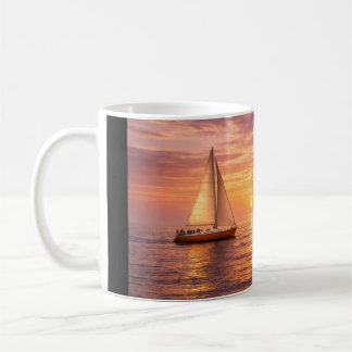 Golden Hour Sailboats Canvas Wall Art | Coastal Su Kaffeetasse