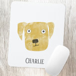 Golden Labrador Retriever Dog Mousepad<br><div class="desc">Ein lustiger Golden Labrador Retriever Hund zum Lächeln. Ändern oder entfernen Sie den Namen, der angepasst werden soll.</div>