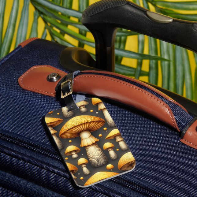 Golden Mushrooms Gepäckanhänger (Vorderseite Insitu 1)